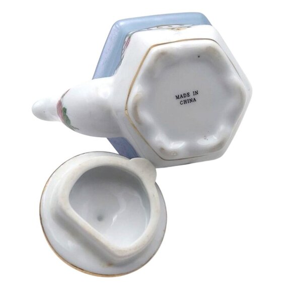 Vintage Porcelain Floral Teapot For One Lusterware With Lid Gold Trim China - Picture 8 of 9